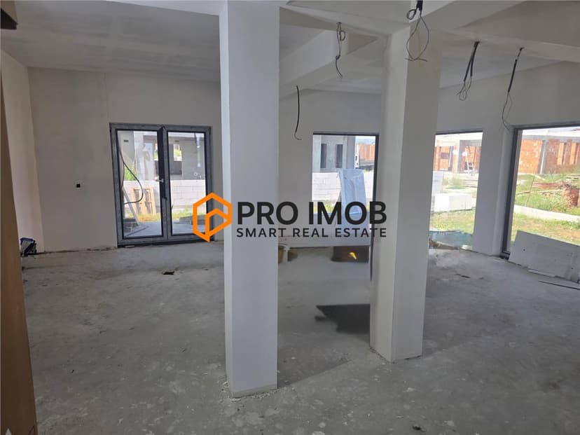 Case noi tip parter zona Campineanca