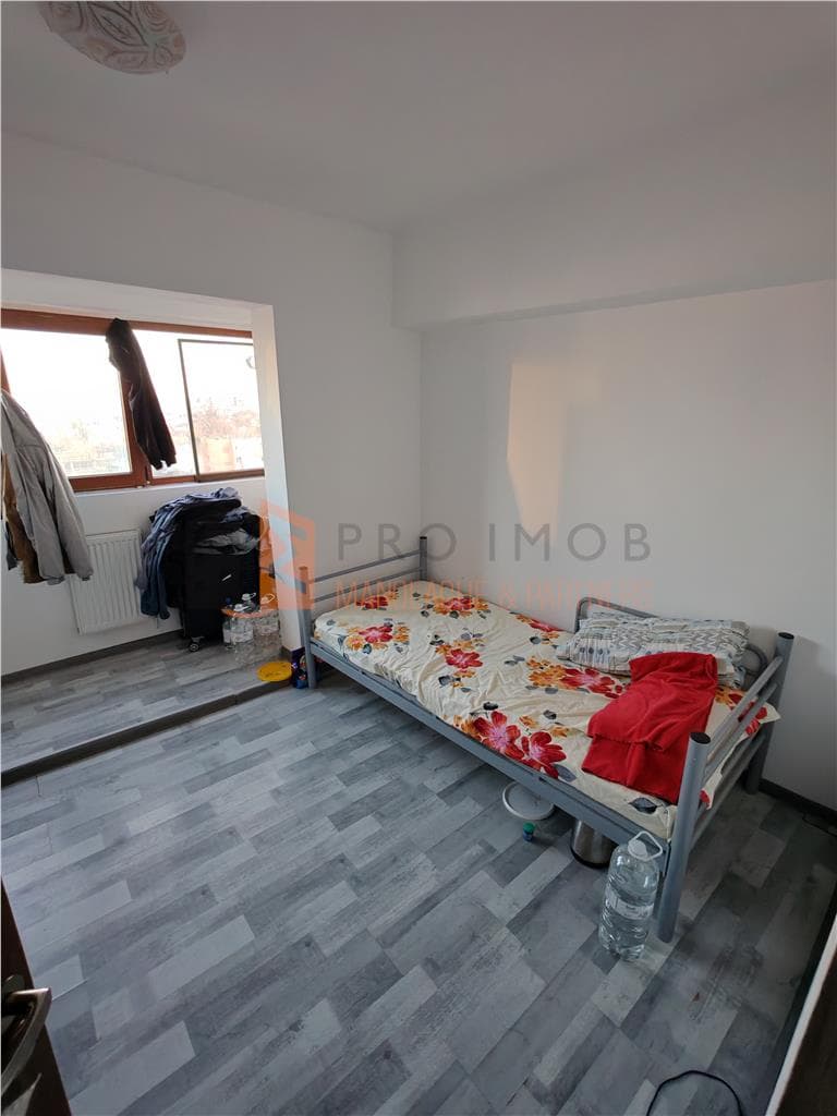 Apartament 4 camere confort 1 zona Unirii Sud