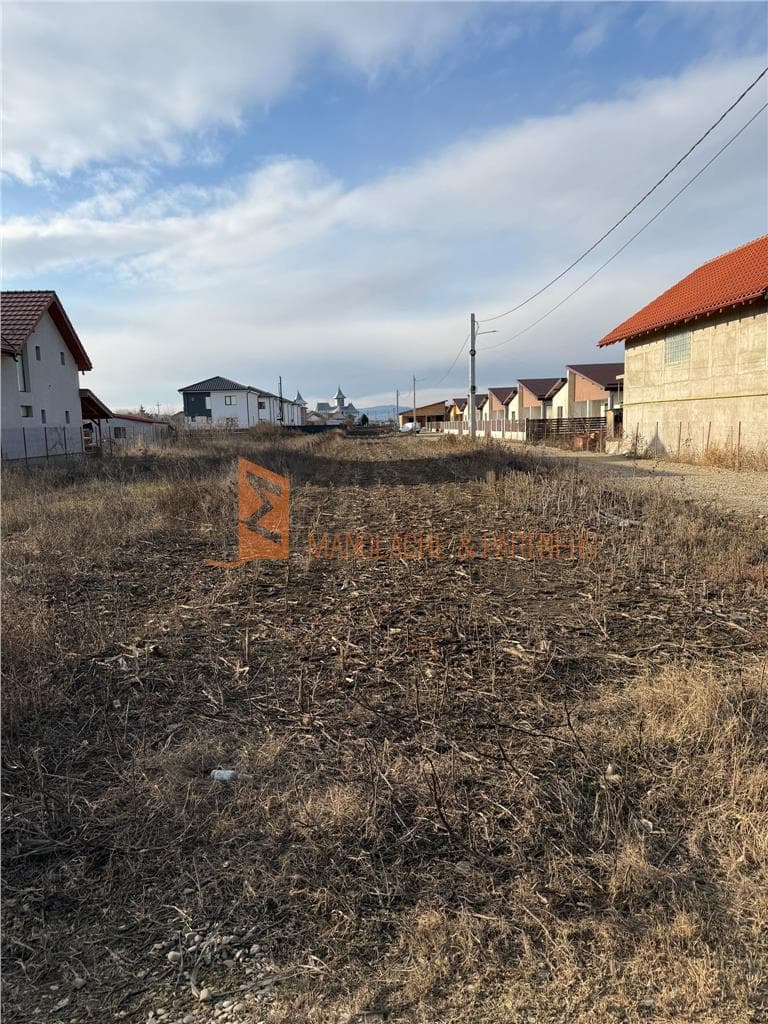 Teren intravilan zona Capatanesti