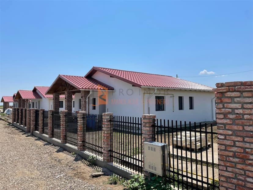 Case noi tip parter in Vernesti | Byzantium Village