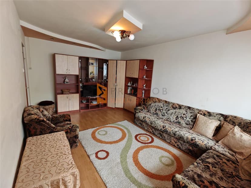 Apartament 2 camere cf 1 decomandat zona Micro 5