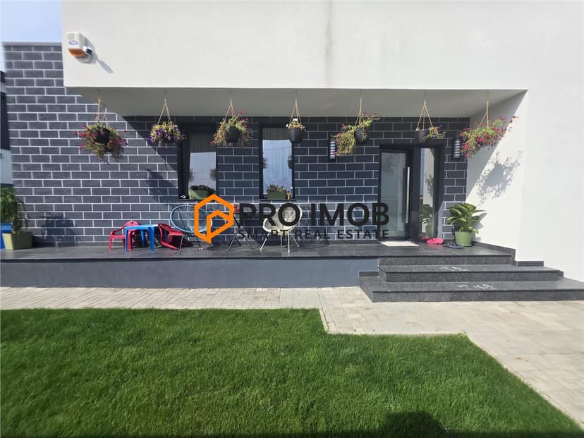 Case noi tip parter zona Campineanca