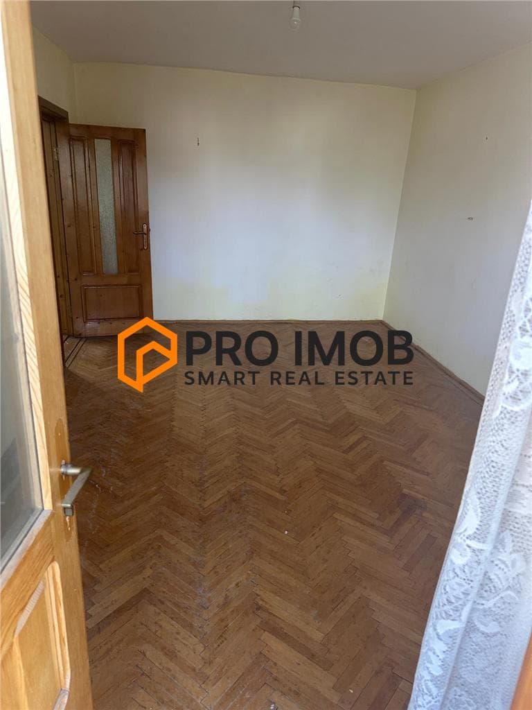 Apartament 3 camere  cf 1 decomandat zona ISJ Vrancea (Bahne)