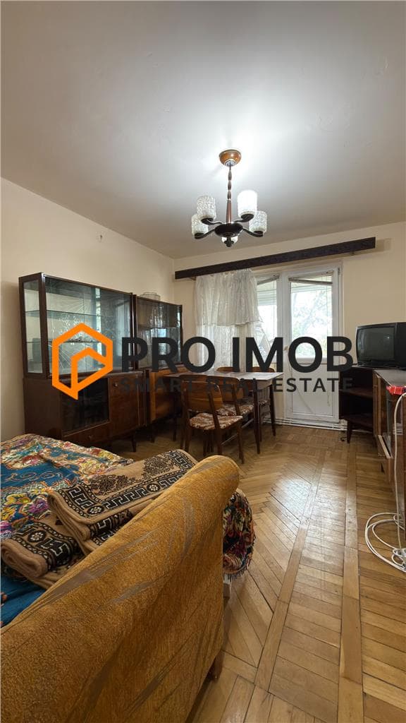 Apartament 2 camere cf 2 decomandat zona Crang