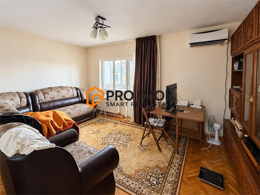 Apartament 3 camere cf 1 decomandat zona Centru