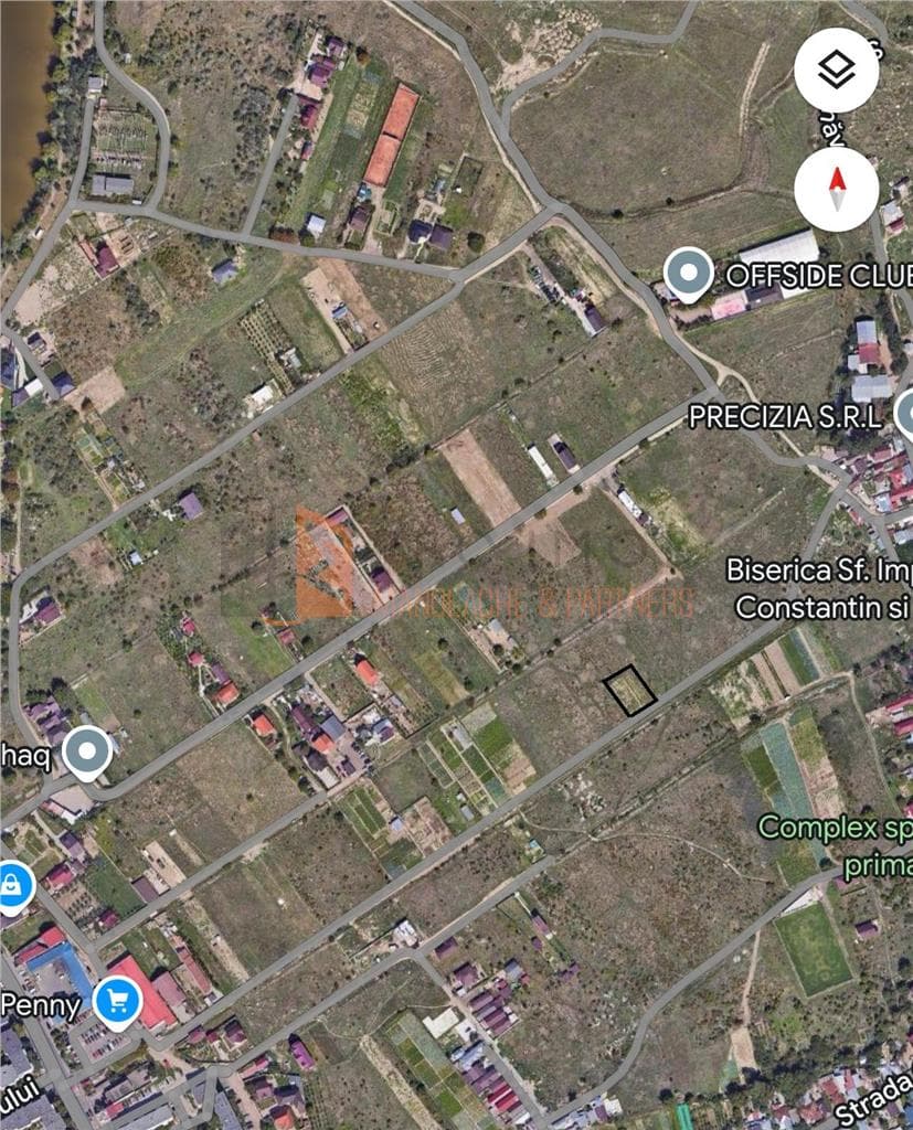 Teren intravilan zona Brosteni