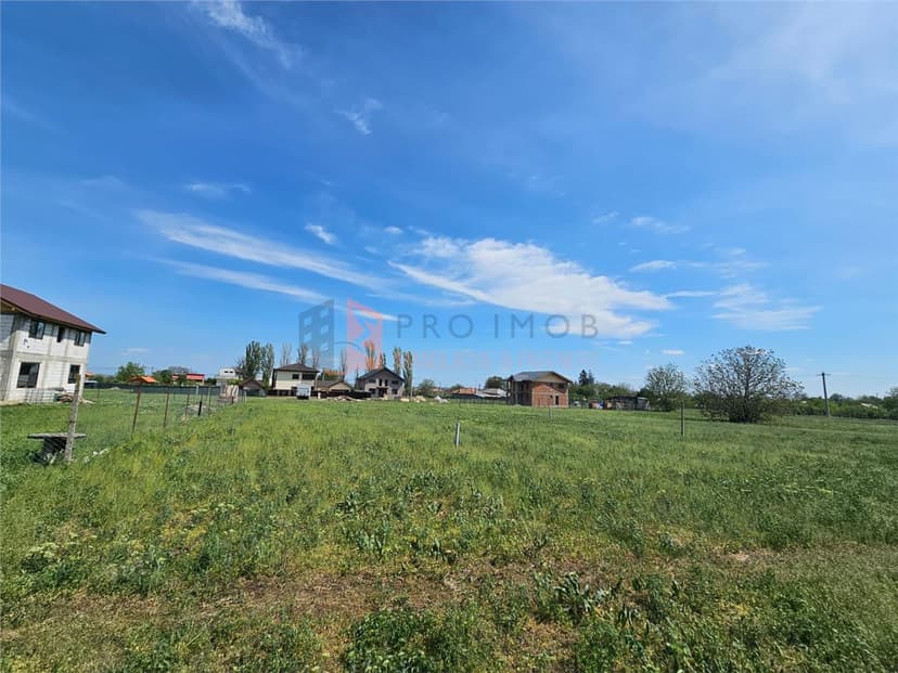 Teren intravilan zona Zoresti comuna Vernesti