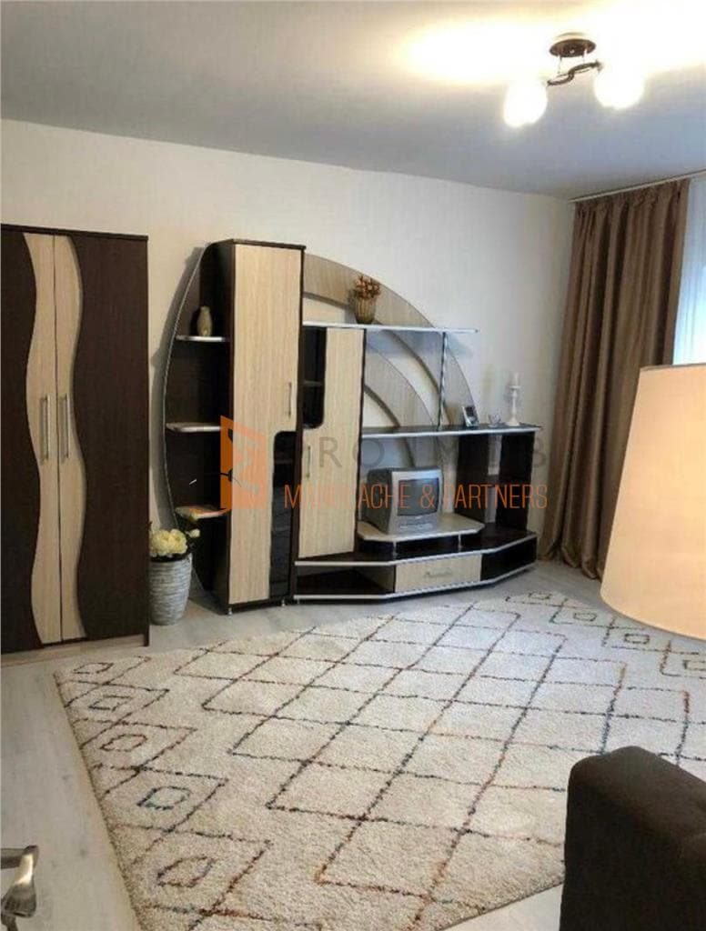 Garsoniera cf 1 sporit decomandata zona Unirii Nord
