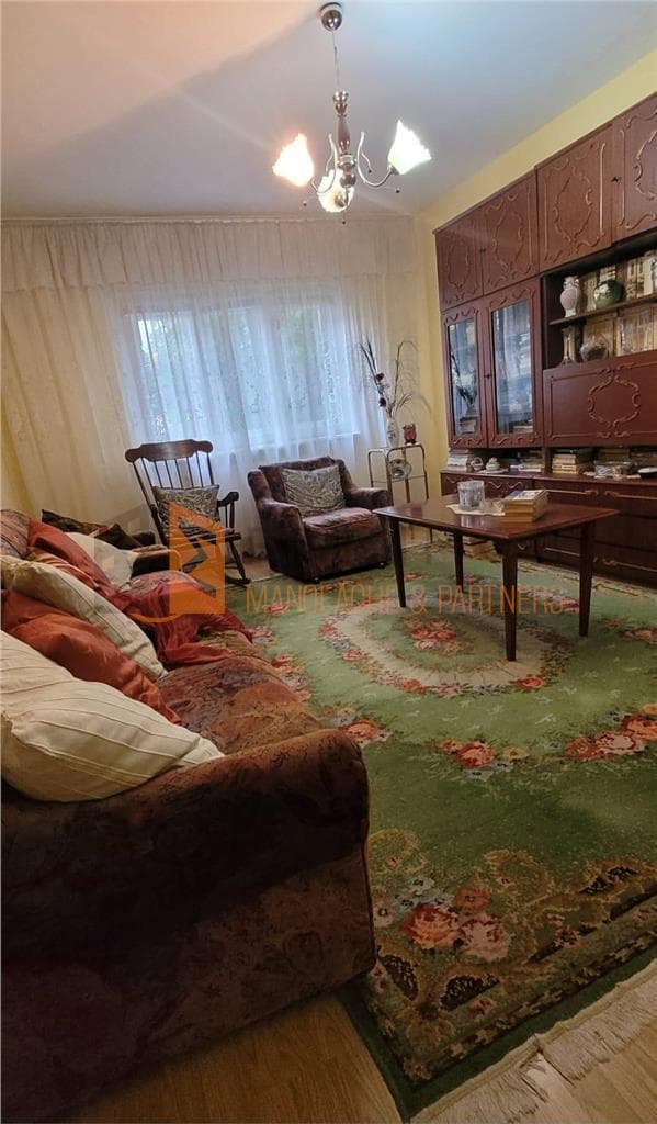 Apartament 3 camere cf1 decomandat zona Unirii Sud