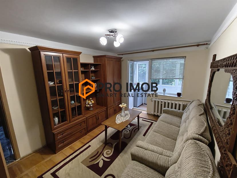 Apartament 3 camere cf 2 semidecomandat zona Crang